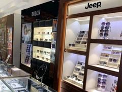 -西南眼镜·蔡司·依视路战略合作店(南街店)