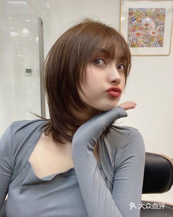 高层次、显脸小、锁骨发!