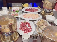 -江南福宴·澳门海鲜.牛肉火锅(汇高栢悦中心店)