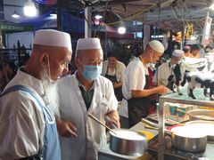 -正宁路小吃夜市