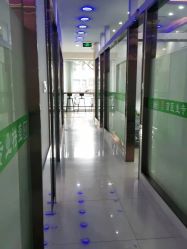 -苗医生专业祛痘·皮肤管理