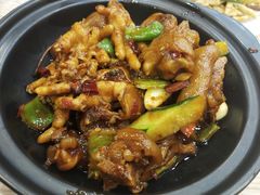-江城燕子大排档(江汉路步行街店)