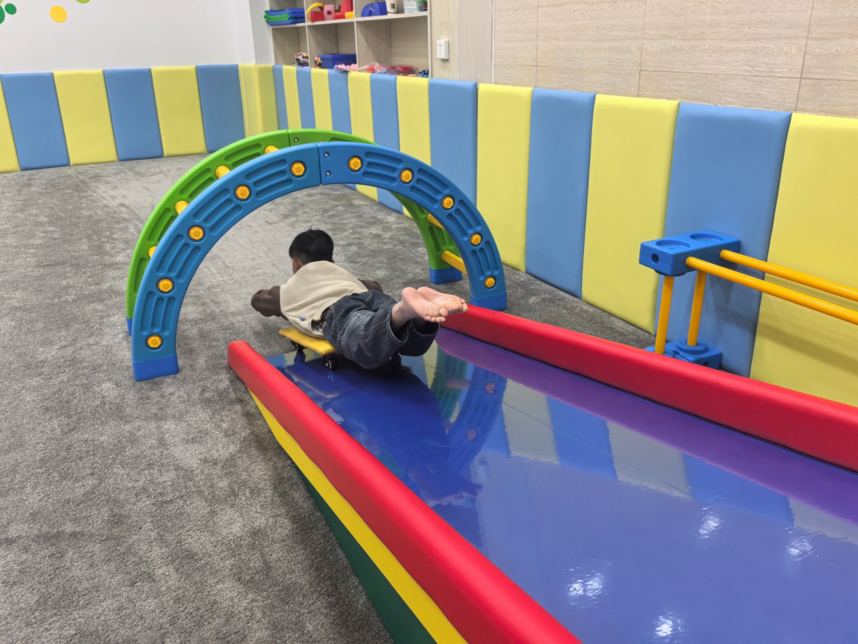 训练要求和标准的✅可太重要啦‼️
在滑板滑梯的训练过程中