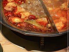 -湊湊火锅·茶憩(杭州湖滨银泰in77店)