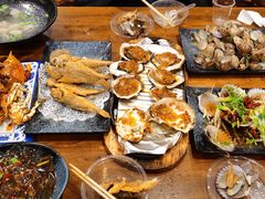 -老东镇啤酒屋海鲜加工·蒸汽海鲜·海鲜烧烤(台东店)