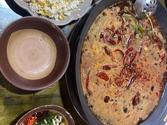 -黄潇洒老火锅(九眼桥宏济巷店)