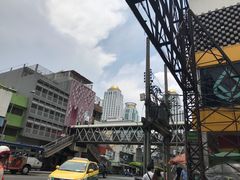 -彩虹云霄酒店75层国际自助餐