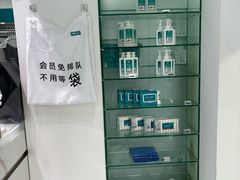 -福奈特洗衣·洗鞋·奢侈品护理(长阳路店)