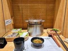 -独食火锅·半米屋台(直营总店)