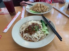 -李先生牛肉面大王(莱芜信誉楼店)