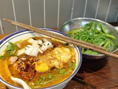 -窄巷口生烫牛肉米线(客村店)