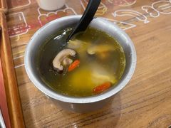 -海盗虾饭·剥好的小龙虾饭(SOHO尚都店)