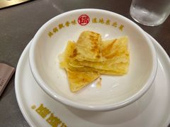 -锅飘飘·东北铁锅炖(雨花客厅店)