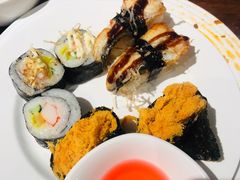 -四海一家自助餐(益田假日广场店)