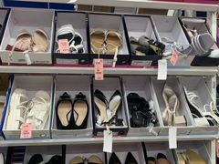 -BIGOFFS 超级折扣(仁恒伊势丹店)