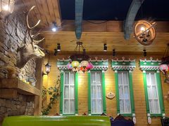 -米德维奇俄式西餐厅(西六道街店)