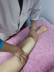 -苗塑堂减肥·艾灸