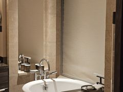 -深圳星河丽思卡尔顿酒店