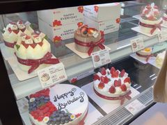 -花花卷卷·鲜食蛋糕(静安久光百货店)