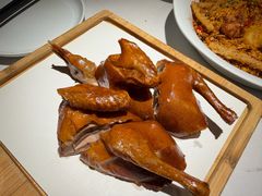 烤乳鸽-汤城小厨•粤菜•靓汤(金宝街店)