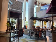 -东莞塘厦三正半山温泉酒店·沙利文西餐厅