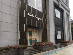 -新世界大丸百货