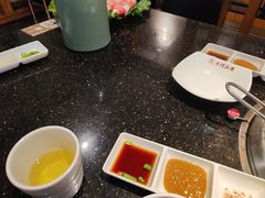 -木槿花韩式炭烤·熟成肉工坊(孙文东路店)