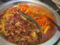 -沸炉重庆老火锅(军事博物馆店)
