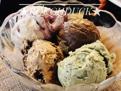 冰淇淋-东方红海鲜百汇(国际大厦店)