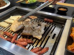 -臻牛烤肉
