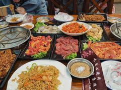 -韩风烤牛肉冷面店