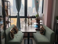 -ME觅妆·定制美妆·彩妆私教(菱角湖店)