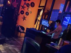 -爱啤精酿·民谣酒馆(滨江店)