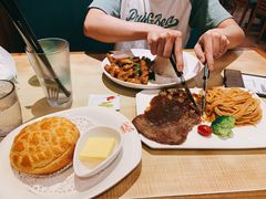 -新世界餐厅(万达店)
