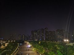 -南京眼步行桥