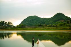 -AOROA·奥洛拉婚纱摄影·旅拍·礼服