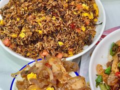 -丹水桥地锅鱼·翘嘴鲌·地方特色全鱼宴(丹江口大坝店)