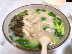 招牌黄鱼面-明呈黄鱼面馆(斜土路店)