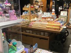 -猫的天空之城概念书店(苏州诚品店)