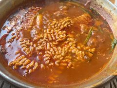 -喇喇排骨火锅·传统韩式脊骨汤(望京西园总店)
