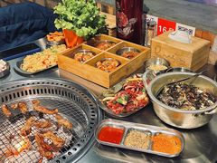 -马路牙子烧烤音乐酒馆(望京店)
