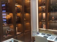 -回瑞眼镜·蔡司·依视路官方授权店(广益路万达店)