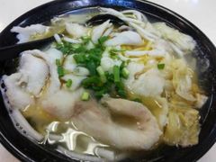 -鑫花溪牛肉米粉(凤凰街创始总店)