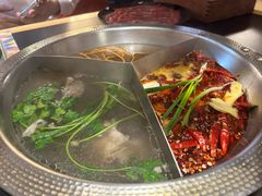 -廖掌柜·重庆鲜货火锅(上海首店)