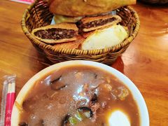 -穆彦华逍遥镇胡辣汤(岗坡路店)