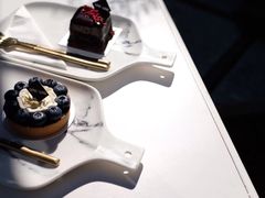 -UNI UNI(环亚凯瑟琳店)