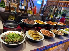 -布罗城堡自助烧烤(鸿通城购物中心店)