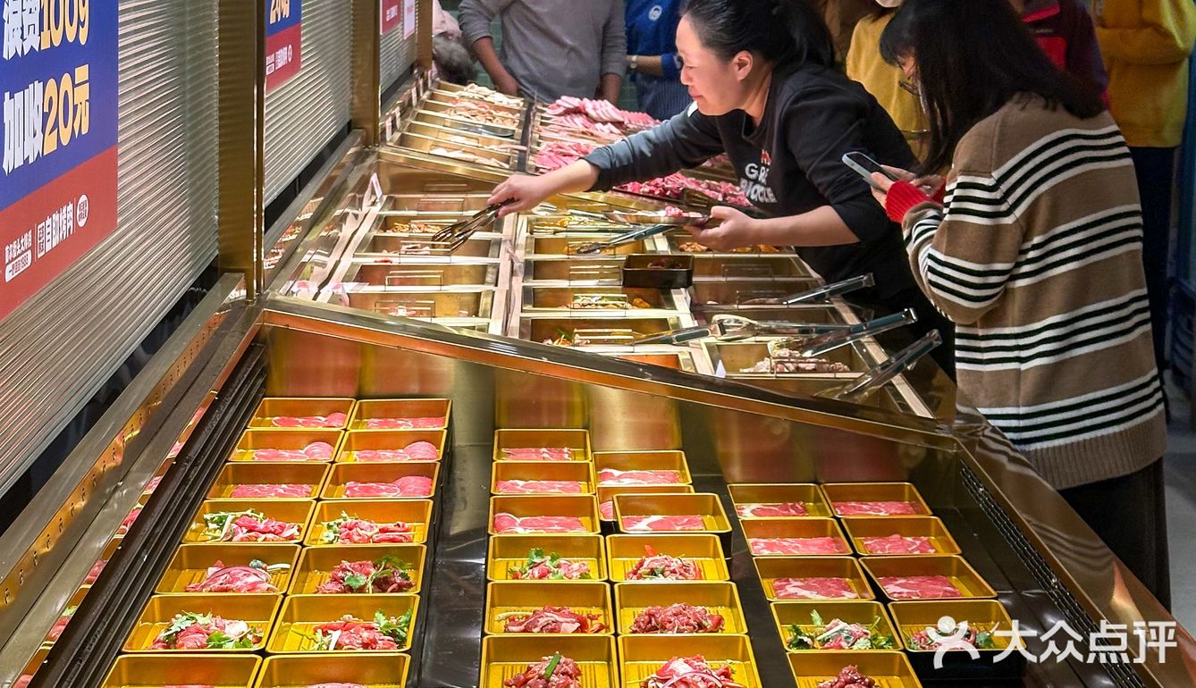 吃自助...桌子上不能🈶素菜
