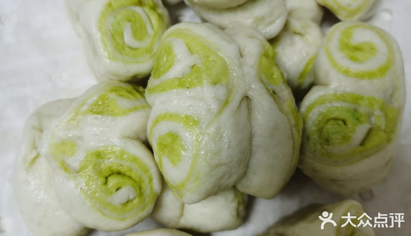 小馒头[礼花][礼花][礼花]