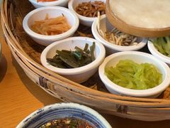 -包整·丝娃娃(一览甲秀楼风景店)